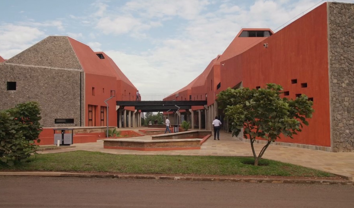 L'école de Kigali dans le documentaire 